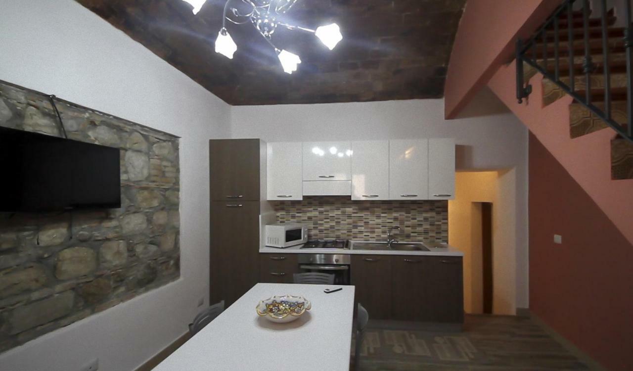 סנטו סטפאנו די קמאסטרה Casa Vacanze Camastra מראה חיצוני תמונה