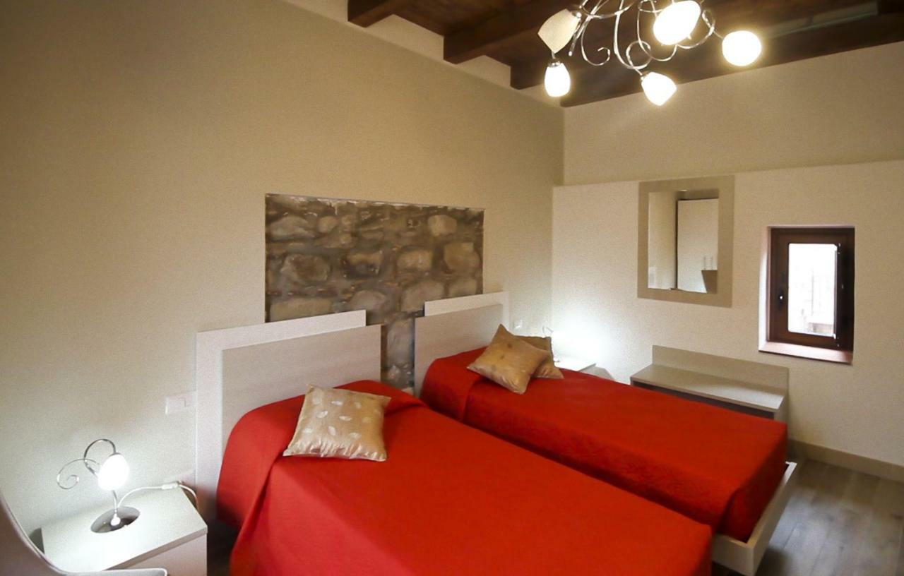 סנטו סטפאנו די קמאסטרה Casa Vacanze Camastra מראה חיצוני תמונה